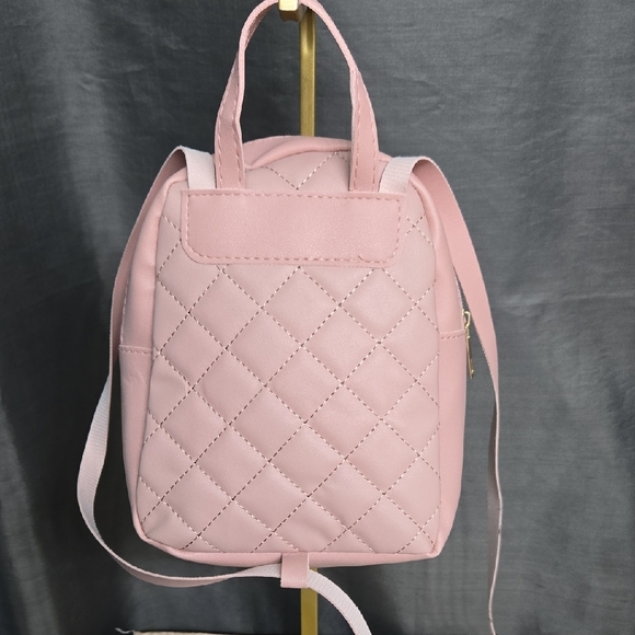 Elegant Pink Quilted Backpack NWOT - Picture 2 of 4